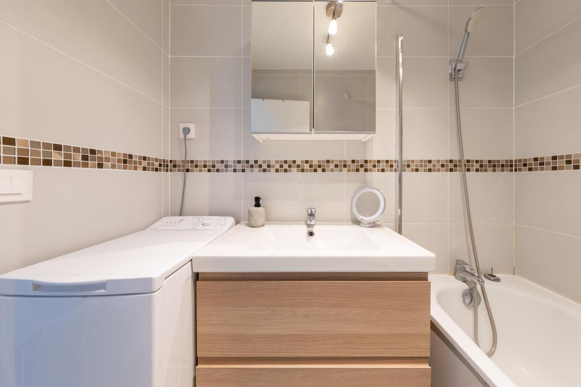 Appartement Proche Disneyland & Paris - 20 Minutes - Proche Gare Rer Noisiel Exterior foto